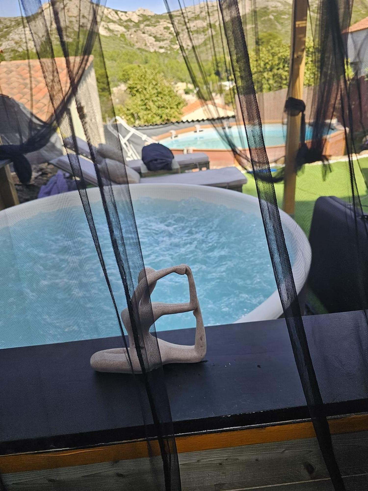 Le Nid Des Calanques Et Son Jacuzzi Appartement Marseilles Buitenkant foto